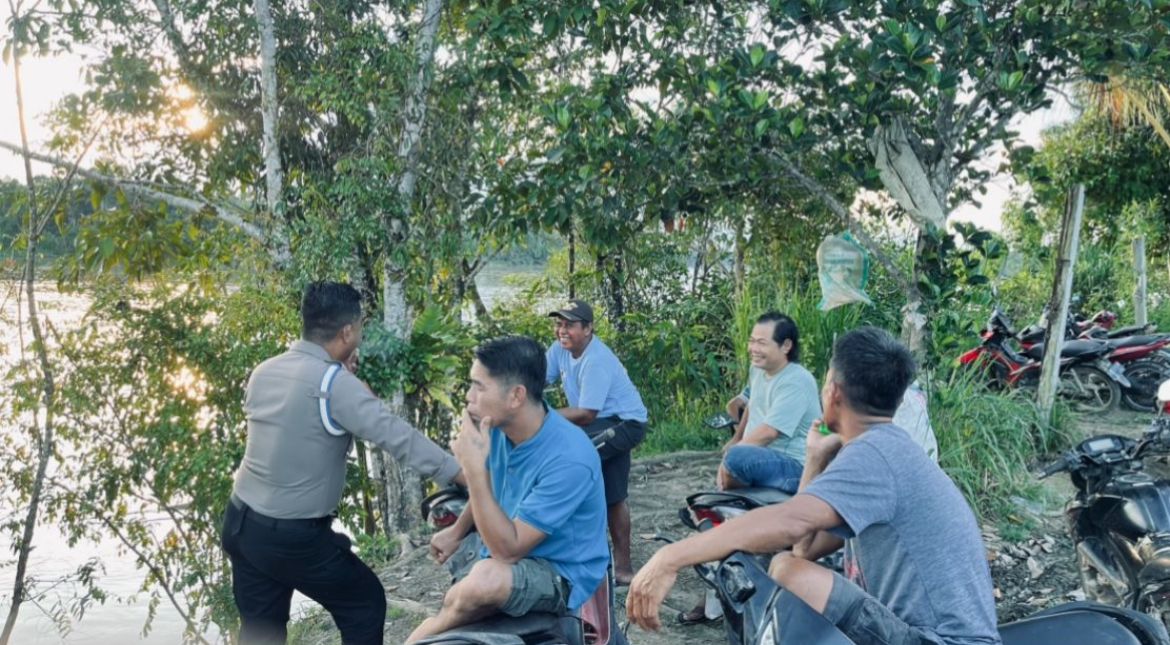 Perkuat Kamtibmas, Polsek Katingan Tengah Sambangi Warga