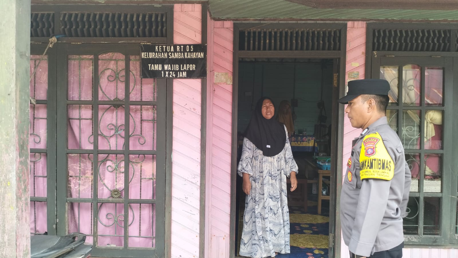 Perkuat Kamtibmas, Polsek Katingan Tengah Sambangi Warga