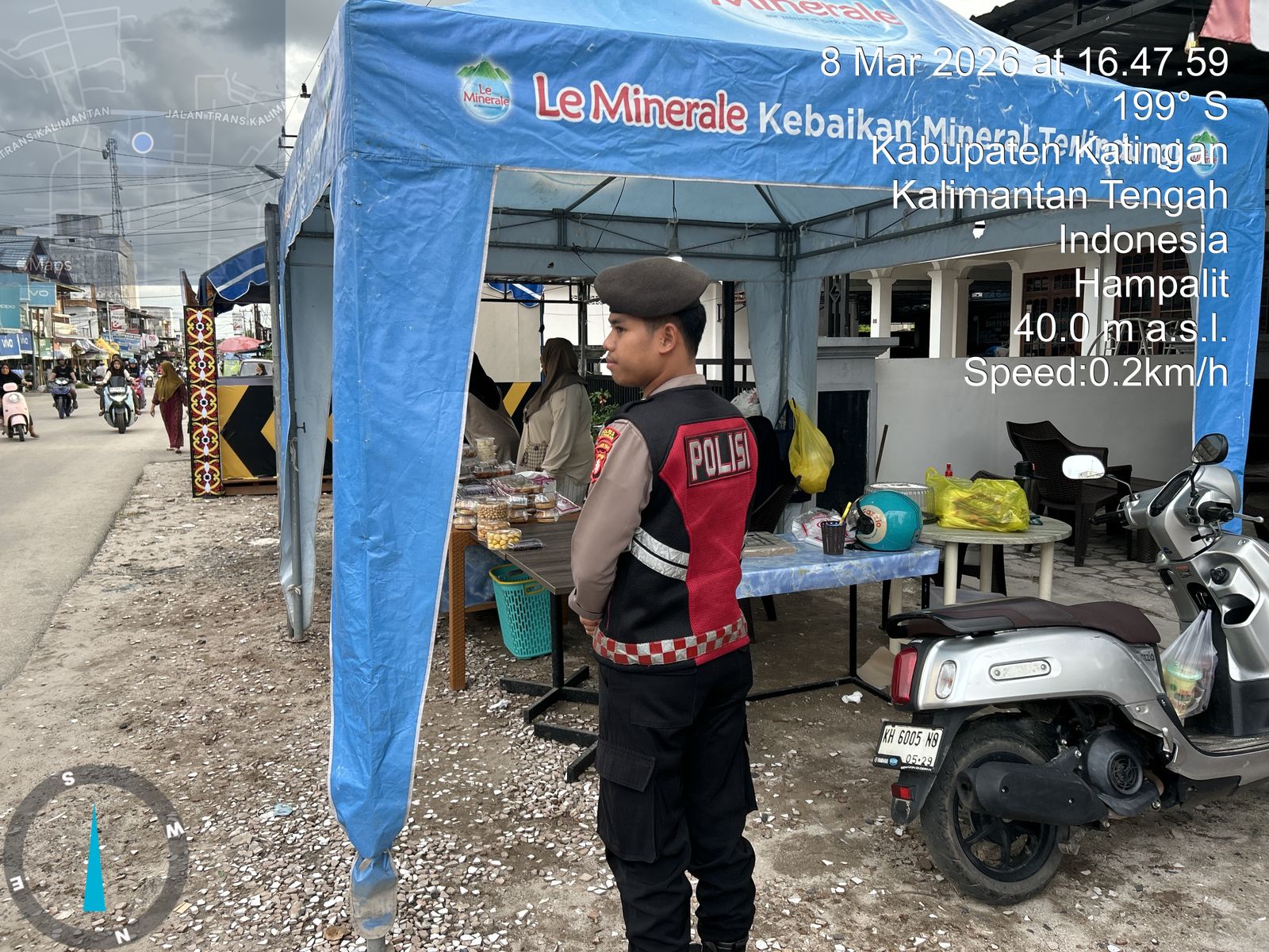 Personel Samapta Polres Katingan Intensifkan Patroli Pasar Ramadhan.