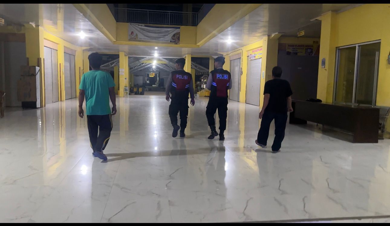 Ciptakan Rasa Aman, Satuan Samapta Patroli di Pasar Tradisional Lamandau