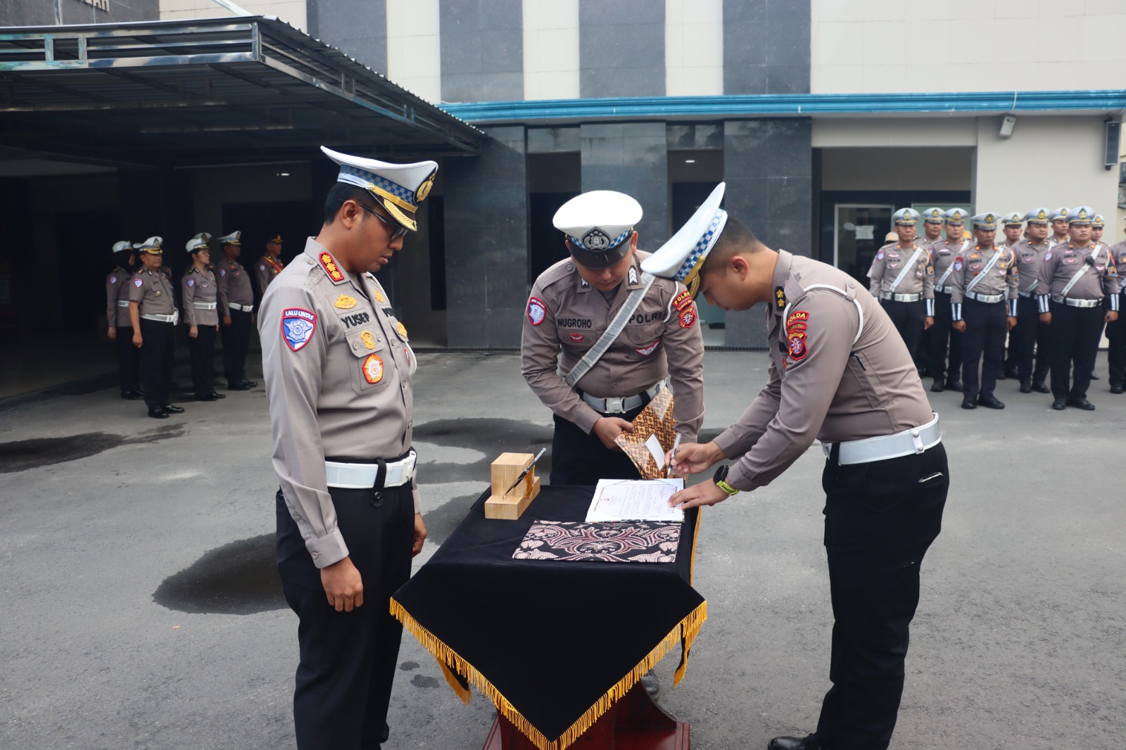 Dirlantas Polda Kalteng Pimpin penandatanganan Pakta Integritas Kasubditregident dan Kasat PJR