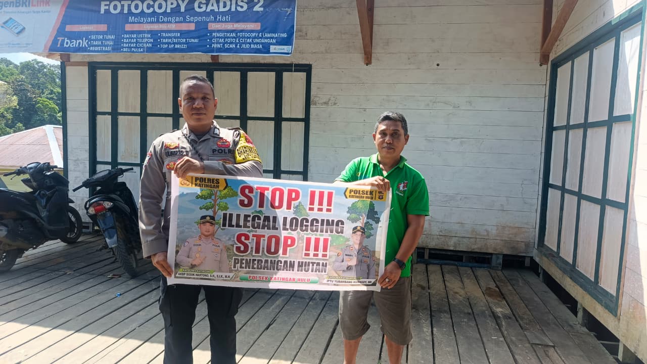 Upaya Pencegahan Penebangan Hutan secara Liar (Ilegal Logging), Bhabinkamtibmas sosialisasi kepada masyarakat.