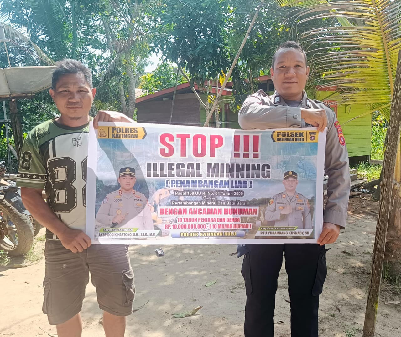 ‎Upaya pencegahan Penambangan Emas Tanpa Ijin (PETI) di Kecamatan Katingan Hulu dan Bukit Raya, Bhabinkamtibmas sosialisasi kepada masyarakat.‎