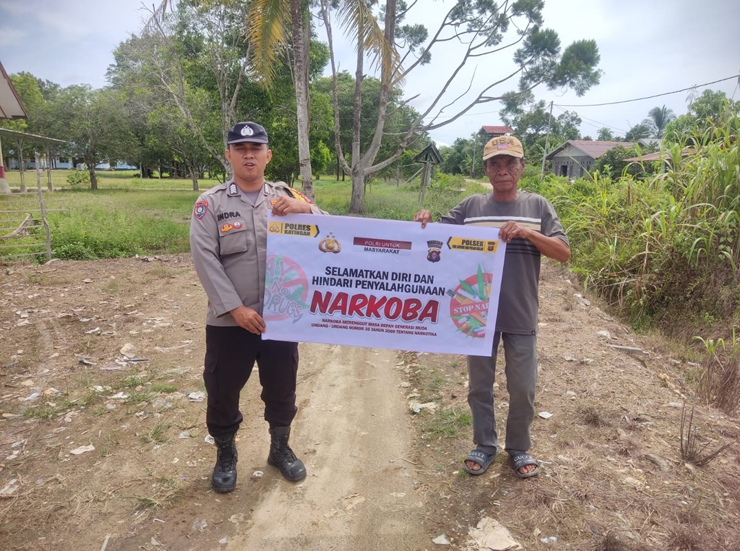 ‎Melalui Imbauan dan media spanduk, Polsek Tewang Sangalang Garing dan Pulau Malan Imbau Warga Tidak Terjerumus Penyalahgunaan Narkoba.