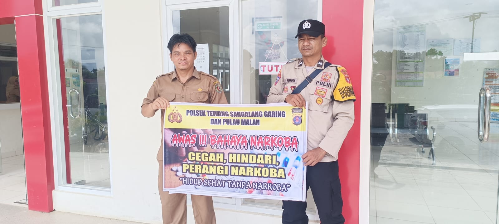 ‎Melalui Media Spanduk, Polsek Tewang Sangalang Garing dan Pulau Malan Imbau Warga Tidak Terjerumus  Penyalahgunaan Narkoba.