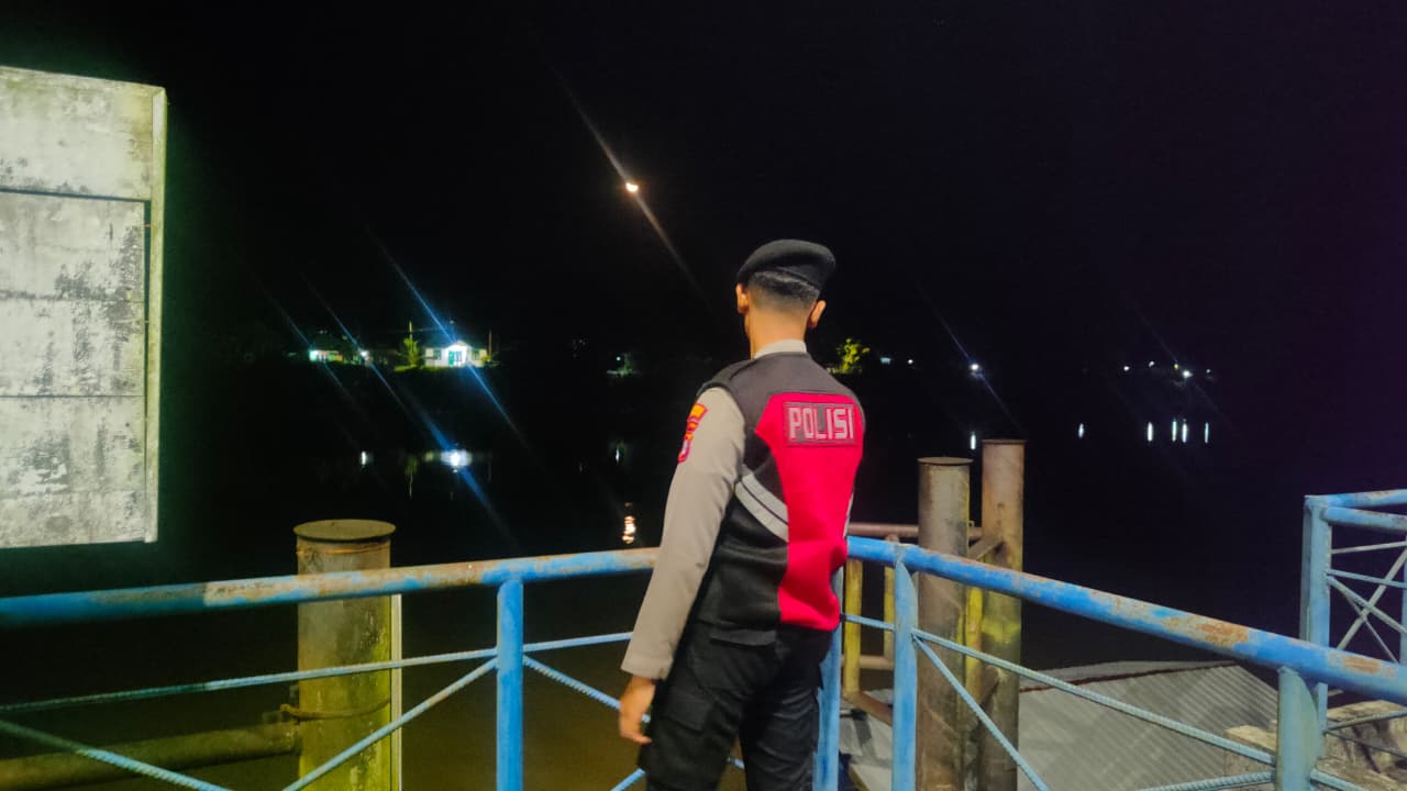 Sat Samapta Polres Lamandau Patroli Dermaga, Pantau Aktivitas dan Situasi Kamtibmas