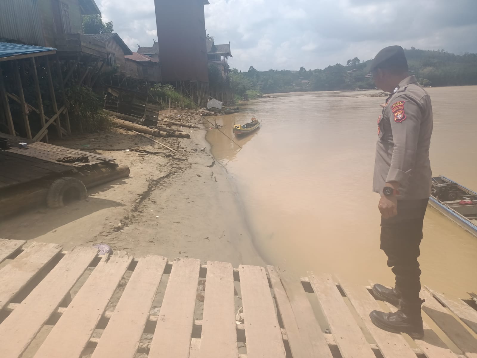 Kondisi DAS Dicermati, Aktivitas Masyarakat Tetap Berjalan Kondusif