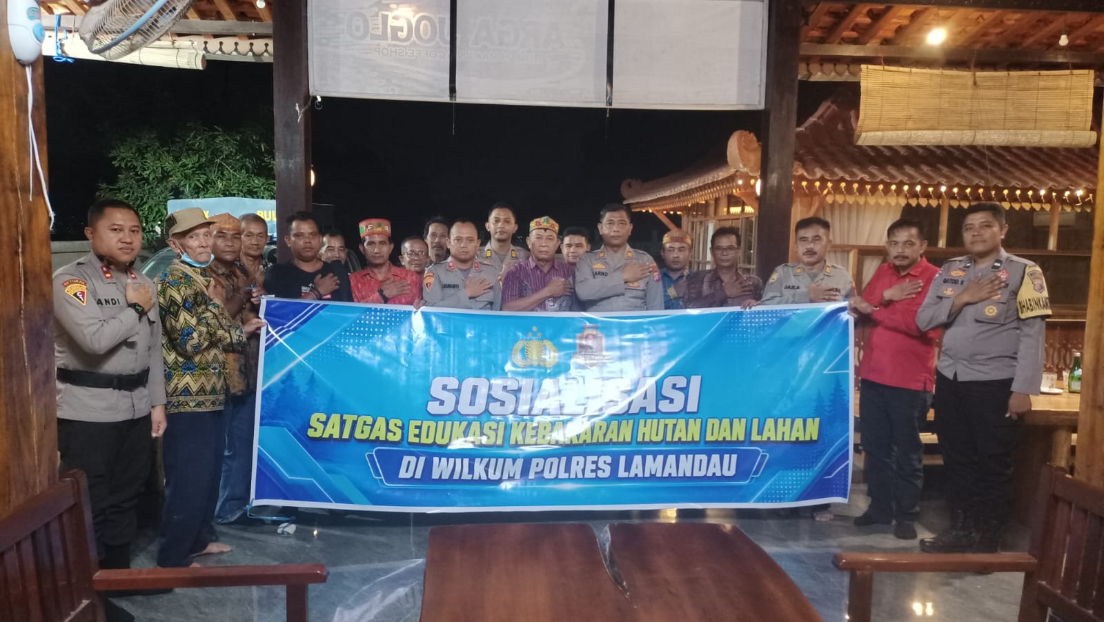 Satgas Edukasi Karhutla Lemdiklat Polri Sosialisasikan Larangan dan Sanksi Pembakaran Lahan