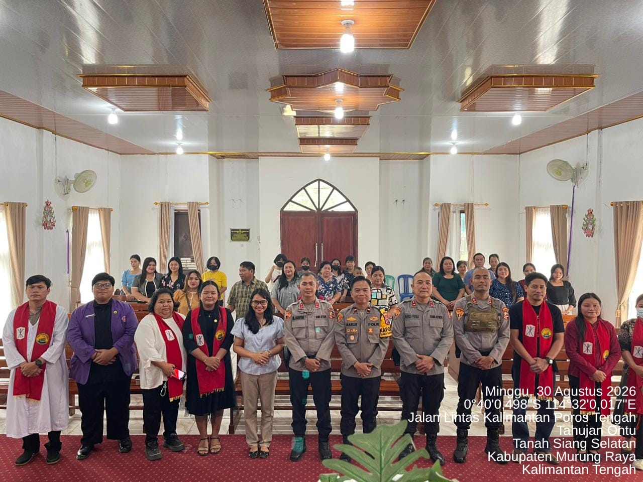 Perkuat Pencegahan Karhutla, BKO Lemdiklat Polri Sambangi Jemaat Gereja GKE Andohon Iman Desa Tahujan Ontu