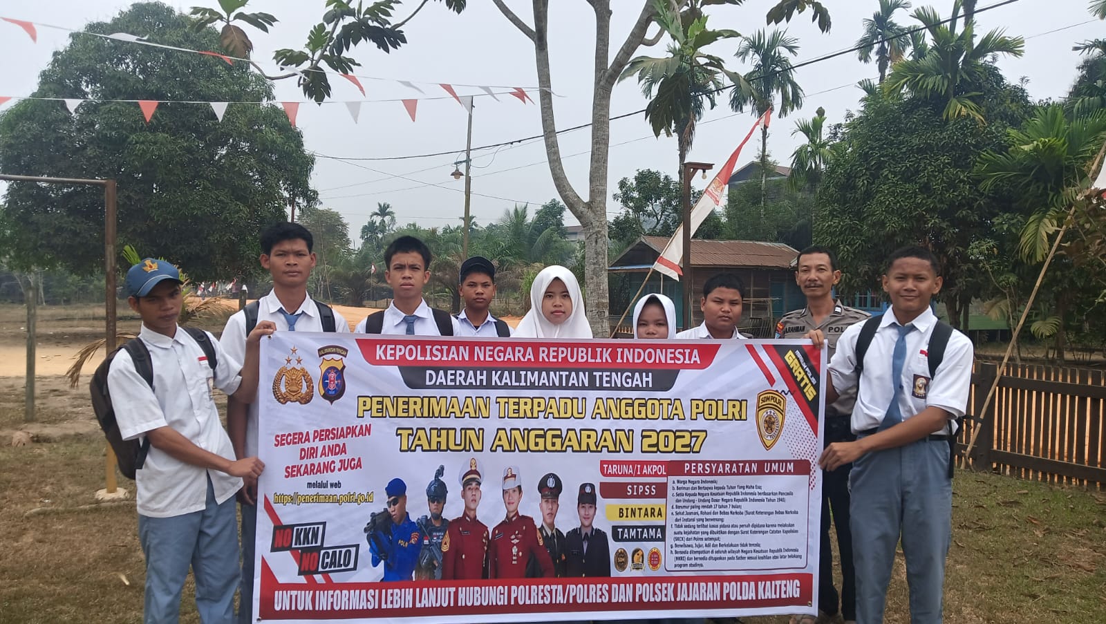 Kanit Binmas Polsek Katingan Hulu Sosialisasikan Penerimaan Anggota Polri Tahun 2027 kepada PelajarKatingan Hulu.