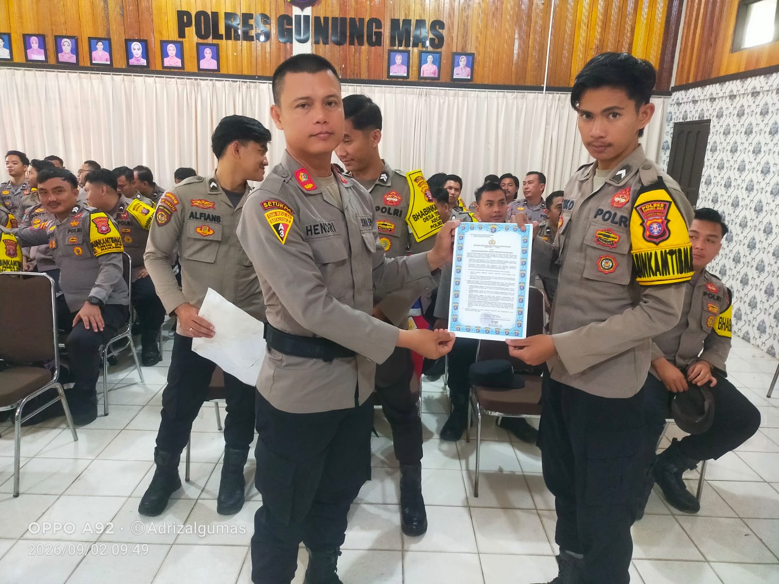 Cegah Karhutla dari Hulu, Pasis SIP dan Bhabinkamtibmas Gunung Mas Edukasi Warga Larangan Membakar Lahan
