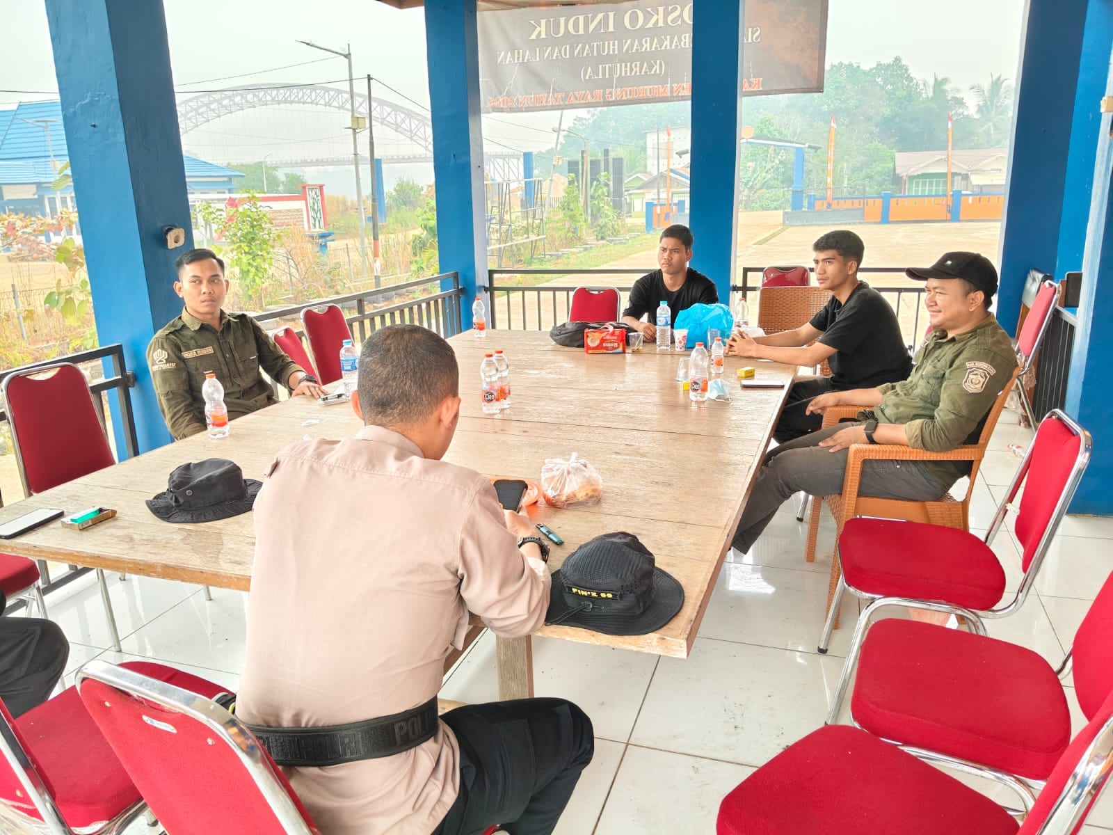 Perkuat Langkah Penanganan, Tim Satgas Edukasi Karhutla Lemdiklat Polri Kunjungi Posko Karhutla Di BPBD Murung Raya