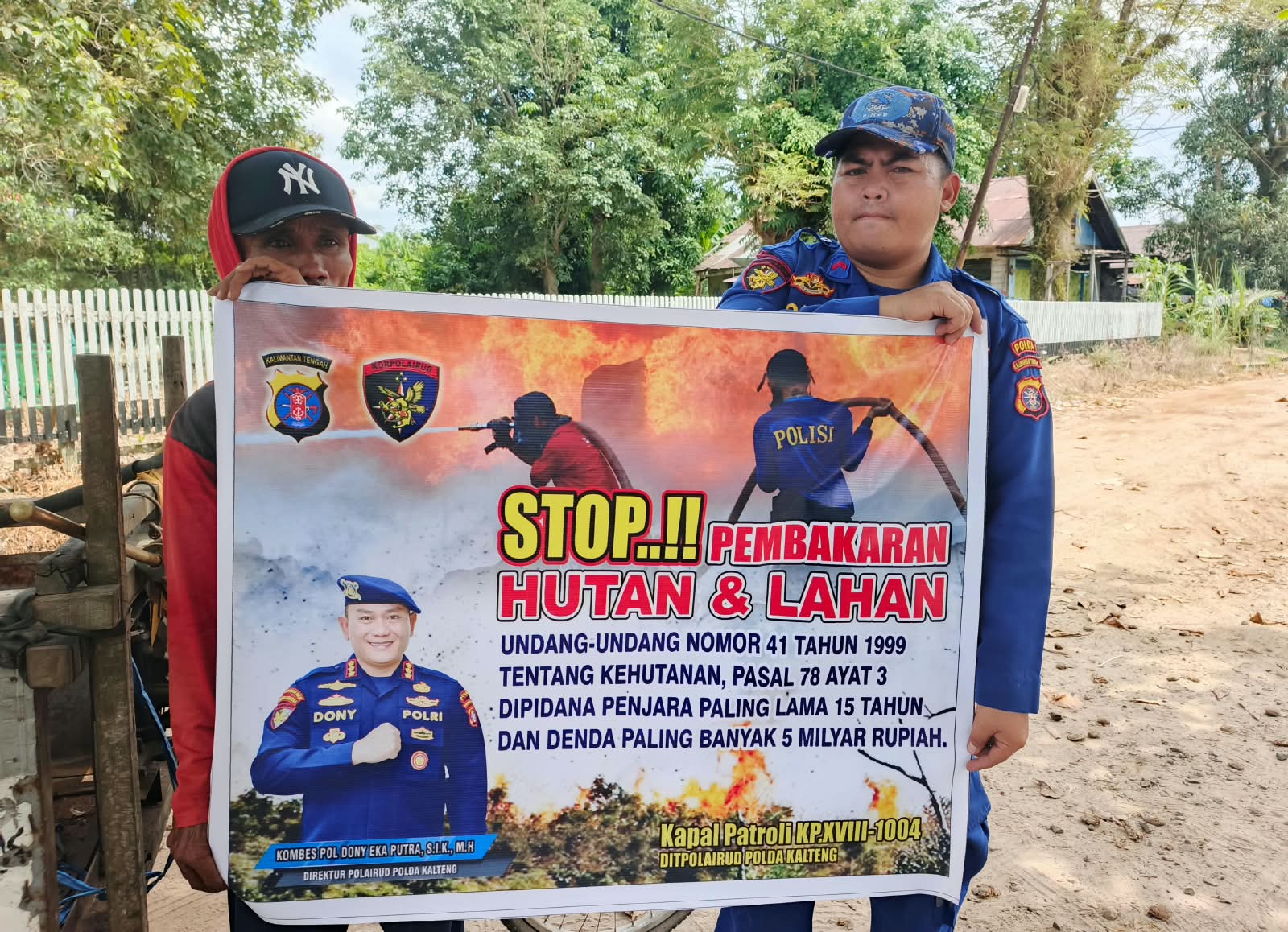 ‎Ditpolairud Polda Kalteng Sosialisasikan Cegah Karhutla, Jaga Alam Kita