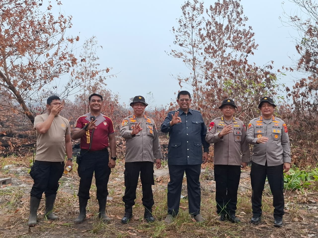 Dirsamapta Polda Kalteng Dampingi Kegiatan Pendinginan Lahan Gambut Oleh Tim PKDN Serdik Sespimti Polri Dikreg Ke-36 T.A. 2026 Bersama Personel Ditsamapta Polda Kalteng