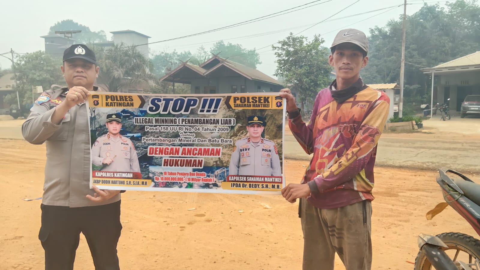 Bhabinkamtibmas Desa Tumbang atei Sosialisasi tentang larangan Ilegal Mining.