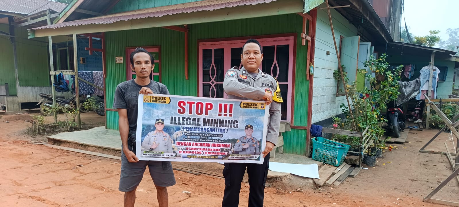 Upaya pencegahan Penambangan Emas Tanpa Ijin (PETI) di Kecamatan Katingan Hulu dan Bukit Raya, Bhabinkamtibmas sosialisasi kepada masyarakat.